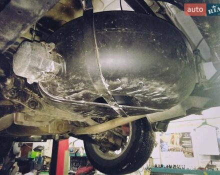 Белый Тойота Хайлендер, объемом двигателя 3.55 л и пробегом 220 тыс. км за 20515 $, фото 3 на Automoto.ua