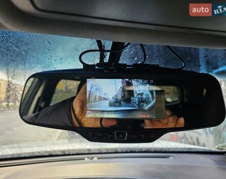 Белый Тойота Хайлендер, объемом двигателя 3.55 л и пробегом 220 тыс. км за 20515 $, фото 9 на Automoto.ua