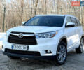 Білий Тойота Хайлендер, об'ємом двигуна 3.5 л та пробігом 129 тис. км за 26700 $, фото 1 на Automoto.ua