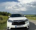 Белый Тойота Хайлендер, объемом двигателя 3.5 л и пробегом 210 тыс. км за 19800 $, фото 17 на Automoto.ua
