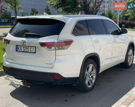 Білий Тойота Хайлендер, об'ємом двигуна 3.46 л та пробігом 158 тис. км за 21500 $, фото 8 на Automoto.ua