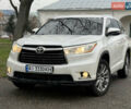 Белый Тойота Хайлендер, объемом двигателя 2.67 л и пробегом 152 тыс. км за 22800 $, фото 10 на Automoto.ua
