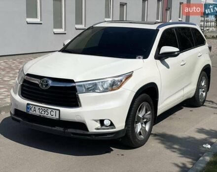 Білий Тойота Хайлендер, об'ємом двигуна 3.46 л та пробігом 158 тис. км за 21500 $, фото 7 на Automoto.ua