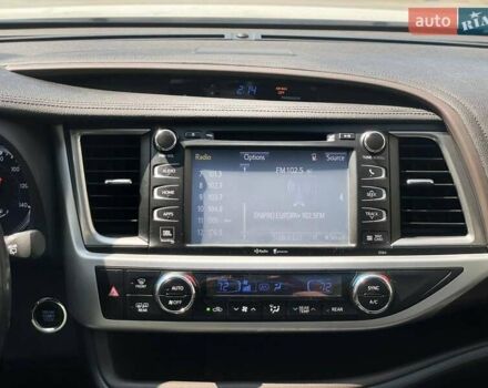 Білий Тойота Хайлендер, об'ємом двигуна 3.46 л та пробігом 158 тис. км за 21500 $, фото 17 на Automoto.ua
