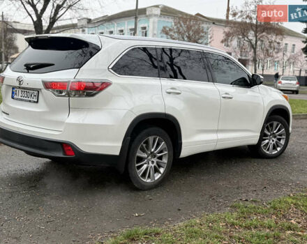 Белый Тойота Хайлендер, объемом двигателя 2.67 л и пробегом 152 тыс. км за 22800 $, фото 18 на Automoto.ua
