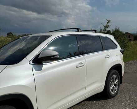Белый Тойота Хайлендер, объемом двигателя 3.5 л и пробегом 210 тыс. км за 19800 $, фото 6 на Automoto.ua