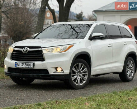 Белый Тойота Хайлендер, объемом двигателя 2.67 л и пробегом 152 тыс. км за 22800 $, фото 12 на Automoto.ua