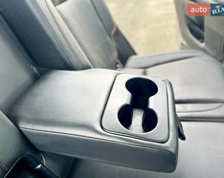 Белый Тойота Хайлендер, объемом двигателя 2.67 л и пробегом 180 тыс. км за 18995 $, фото 36 на Automoto.ua