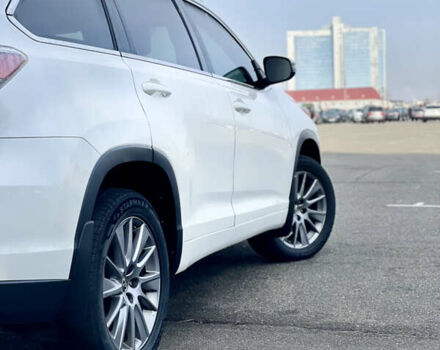 Белый Тойота Хайлендер, объемом двигателя 2.67 л и пробегом 180 тыс. км за 18995 $, фото 14 на Automoto.ua