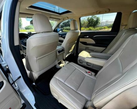 Белый Тойота Хайлендер, объемом двигателя 3.5 л и пробегом 80 тыс. км за 7100 $, фото 8 на Automoto.ua