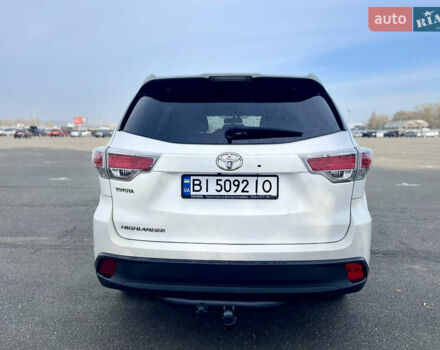 Белый Тойота Хайлендер, объемом двигателя 2.67 л и пробегом 180 тыс. км за 18995 $, фото 8 на Automoto.ua