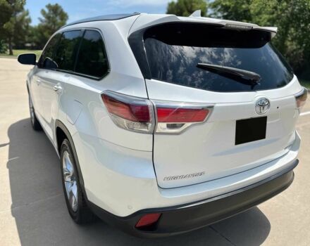 Тойота Хайлендер 2016 в Днепре (Днепропетровске) на Automoto.ua Белый Тойота Хайлендер, объемом двигателя 3.5 л и пробегом 80 тыс. км за 11000 $, фото 4 на Automoto.ua