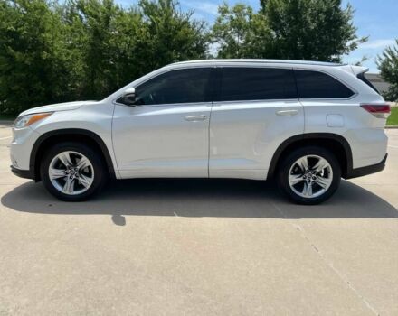 Тойота Хайлендер 2016 в Днепре (Днепропетровске) на Automoto.ua Белый Тойота Хайлендер, объемом двигателя 3.5 л и пробегом 80 тыс. км за 11000 $, фото 3 на Automoto.ua