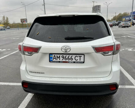 Тойота Хайлендер 2016 в Киеве на Automoto.ua Белый Тойота Хайлендер, объемом двигателя 2.67 л и пробегом 185 тыс. км за 18550 $, фото 6 на Automoto.ua