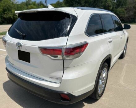 Тойота Хайлендер 2016 в Днепре (Днепропетровске) на Automoto.ua Белый Тойота Хайлендер, объемом двигателя 3.5 л и пробегом 80 тыс. км за 11000 $, фото 6 на Automoto.ua