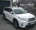 Білий Тойота Хайлендер, об'ємом двигуна 3.5 л та пробігом 88 тис. км за 29900 $, фото 1 на Automoto.ua