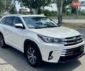 Білий Тойота Хайлендер, об'ємом двигуна 3.46 л та пробігом 70 тис. км за 26900 $, фото 1 на Automoto.ua