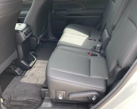 Белый Тойота Хайлендер, объемом двигателя 3.46 л и пробегом 22 тыс. км за 29500 $, фото 10 на Automoto.ua