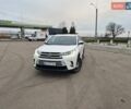 Білий Тойота Хайлендер, об'ємом двигуна 2.67 л та пробігом 149 тис. км за 29500 $, фото 1 на Automoto.ua