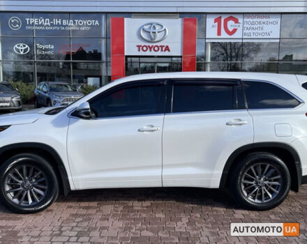 Белый Тойота Хайлендер, объемом двигателя 2.7 л и пробегом 136 тыс. км за 24700 $, фото 2 на Automoto.ua