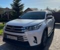 Белый Тойота Хайлендер, объемом двигателя 2.67 л и пробегом 45 тыс. км за 28000 $, фото 1 на Automoto.ua