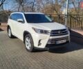 Белый Тойота Хайлендер, объемом двигателя 3.46 л и пробегом 120 тыс. км за 29300 $, фото 1 на Automoto.ua