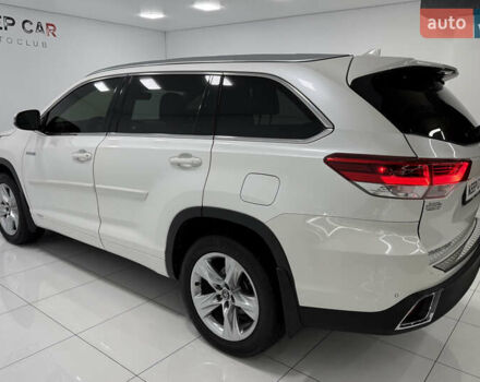 Белый Тойота Хайлендер, объемом двигателя 3.46 л и пробегом 100 тыс. км за 34000 $, фото 18 на Automoto.ua