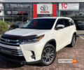 Білий Тойота Хайлендер, об'ємом двигуна 2.7 л та пробігом 136 тис. км за 23300 $, фото 1 на Automoto.ua