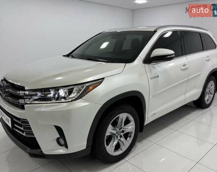 Белый Тойота Хайлендер, объемом двигателя 3.46 л и пробегом 100 тыс. км за 34000 $, фото 11 на Automoto.ua