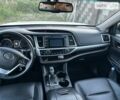 Белый Тойота Хайлендер, объемом двигателя 2.67 л и пробегом 278 тыс. км за 23499 $, фото 6 на Automoto.ua