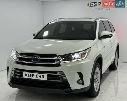 Белый Тойота Хайлендер, объемом двигателя 3.46 л и пробегом 100 тыс. км за 34000 $, фото 10 на Automoto.ua