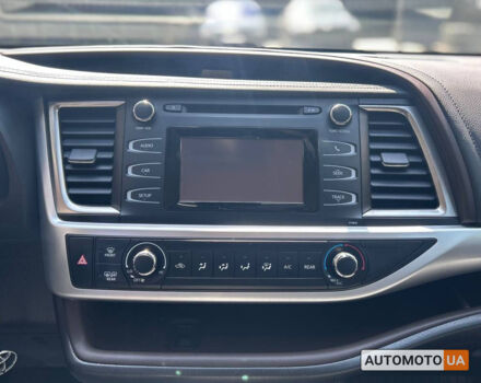 Білий Тойота Хайлендер, об'ємом двигуна 3.5 л та пробігом 60 тис. км за 31400 $, фото 10 на Automoto.ua