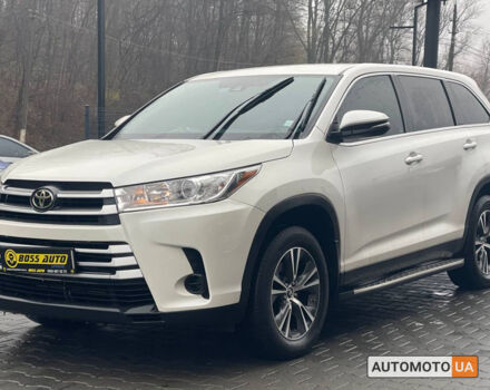 Білий Тойота Хайлендер, об'ємом двигуна 3.5 л та пробігом 60 тис. км за 31400 $, фото 2 на Automoto.ua