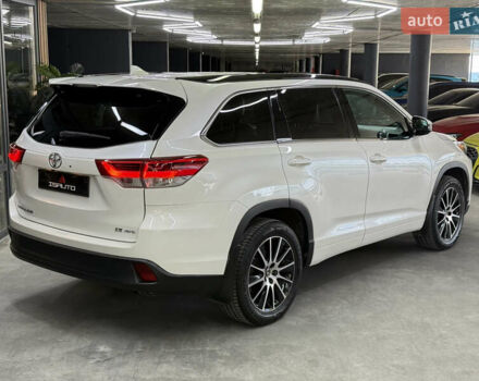 Белый Тойота Хайлендер, объемом двигателя 3.46 л и пробегом 74 тыс. км за 32900 $, фото 14 на Automoto.ua