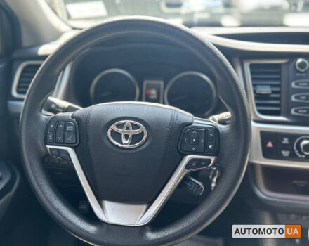 Білий Тойота Хайлендер, об'ємом двигуна 3.5 л та пробігом 60 тис. км за 31400 $, фото 9 на Automoto.ua