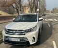 Білий Тойота Хайлендер, об'ємом двигуна 3.46 л та пробігом 89 тис. км за 39000 $, фото 2 на Automoto.ua