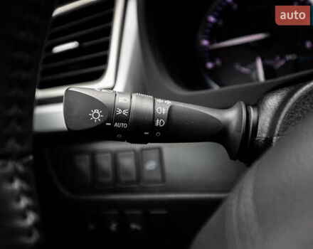 Белый Тойота Хайлендер, объемом двигателя 3.46 л и пробегом 26 тыс. км за 37950 $, фото 28 на Automoto.ua