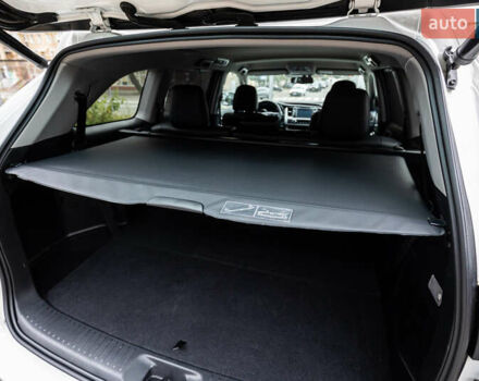 Белый Тойота Хайлендер, объемом двигателя 3.46 л и пробегом 26 тыс. км за 37950 $, фото 55 на Automoto.ua