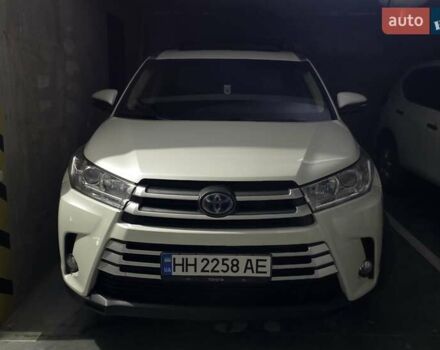 Білий Тойота Хайлендер, об'ємом двигуна 3.46 л та пробігом 98 тис. км за 35000 $, фото 25 на Automoto.ua
