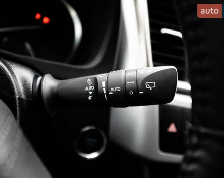 Белый Тойота Хайлендер, объемом двигателя 3.46 л и пробегом 26 тыс. км за 37950 $, фото 31 на Automoto.ua