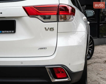 Белый Тойота Хайлендер, объемом двигателя 3.46 л и пробегом 26 тыс. км за 37950 $, фото 25 на Automoto.ua