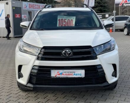 Белый Тойота Хайлендер, объемом двигателя 3.5 л и пробегом 125 тыс. км за 33600 $, фото 1 на Automoto.ua