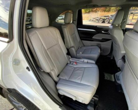 Белый Тойота Хайлендер, объемом двигателя 3.5 л и пробегом 43 тыс. км за 16700 $, фото 13 на Automoto.ua