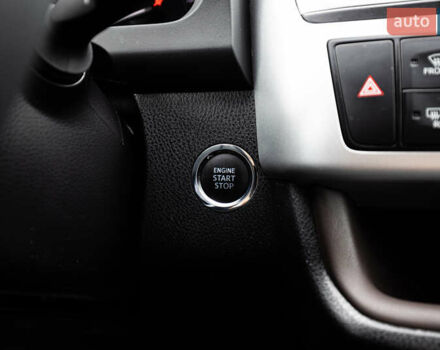 Белый Тойота Хайлендер, объемом двигателя 3.46 л и пробегом 26 тыс. км за 37950 $, фото 33 на Automoto.ua