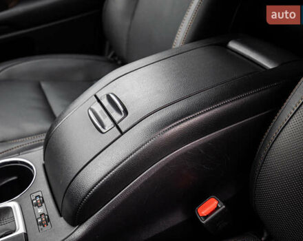 Белый Тойота Хайлендер, объемом двигателя 3.46 л и пробегом 26 тыс. км за 37950 $, фото 34 на Automoto.ua