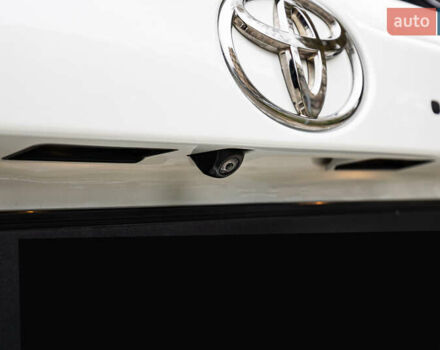 Белый Тойота Хайлендер, объемом двигателя 3.46 л и пробегом 26 тыс. км за 37950 $, фото 24 на Automoto.ua
