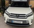 Белый Тойота Хайлендер, объемом двигателя 2.67 л и пробегом 72 тыс. км за 22000 $, фото 1 на Automoto.ua