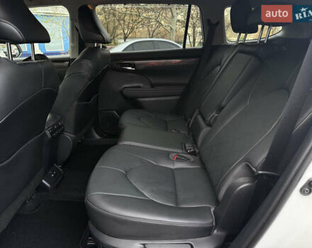 Белый Тойота Хайлендер, объемом двигателя 3.46 л и пробегом 52 тыс. км за 42500 $, фото 32 на Automoto.ua