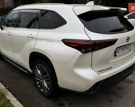 Белый Тойота Хайлендер, объемом двигателя 3.46 л и пробегом 49 тыс. км за 44500 $, фото 3 на Automoto.ua