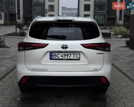 Тойота Хайлендер 2020 в Львове на Automoto.ua Белый Тойота Хайлендер, объемом двигателя 2.49 л и пробегом 60 тыс. км за 47500 $, фото 9 на Automoto.ua